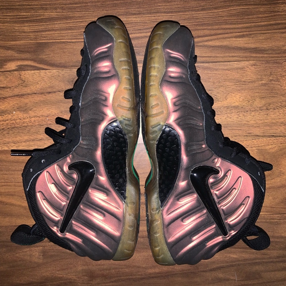 Nike Foamposite Gym Green Size 8